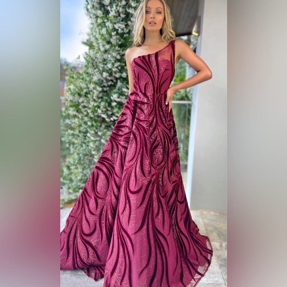 NWT Mia Bella Prom Dress